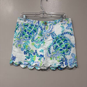 Women's Lilly Pulitzer Floral skort scalloped trim Size 8 White Blue
